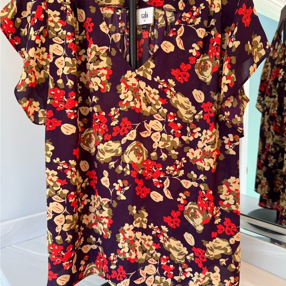 CAbi Plum and Gold Graphic Blouse Relaxed Fit Medium - Picture 2 of 7